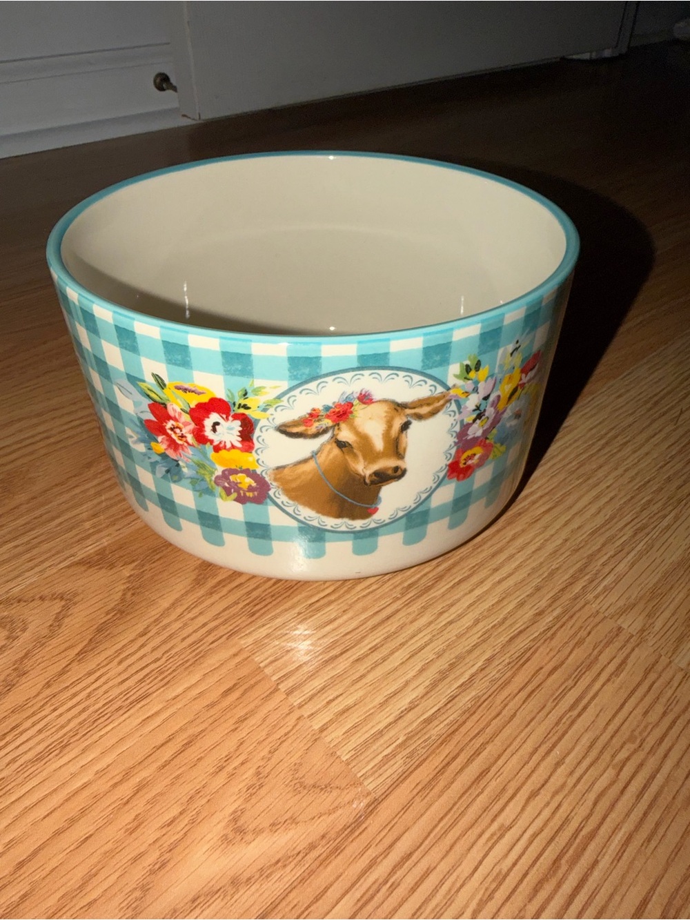 The Pioneer Woman Blue Gingham Ceramic Serving Bowl with Cow and Floral Motif - Picture 1 of 6